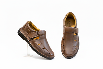 Bakhtar Leather Closed-Toe Sandal — No Box